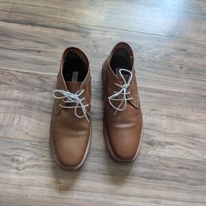Steve Madden Brown Leather Chukka Boots with White Laces